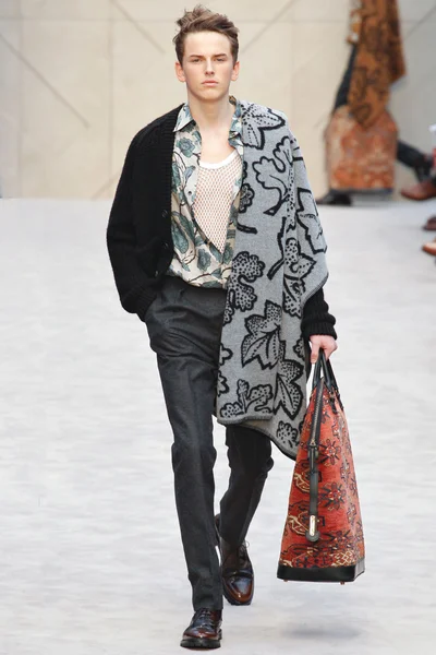 Look 33